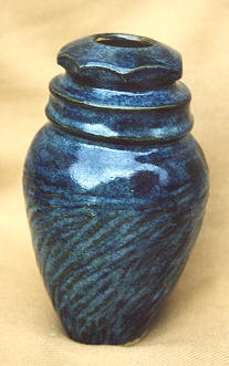 l'oxyde de nickel est utilisé comme pigment dans les glaçures de céramiques